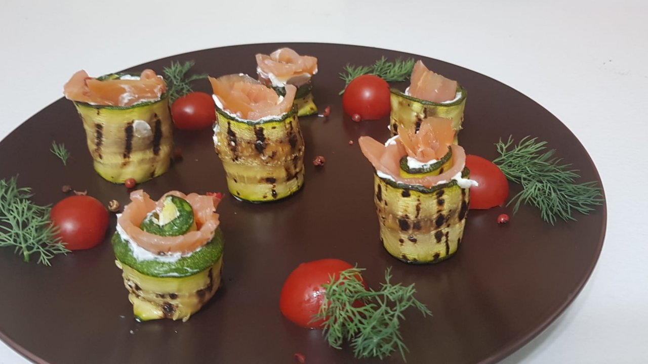 INVOLTINI DI ZUCCHINE GRIGLIATE