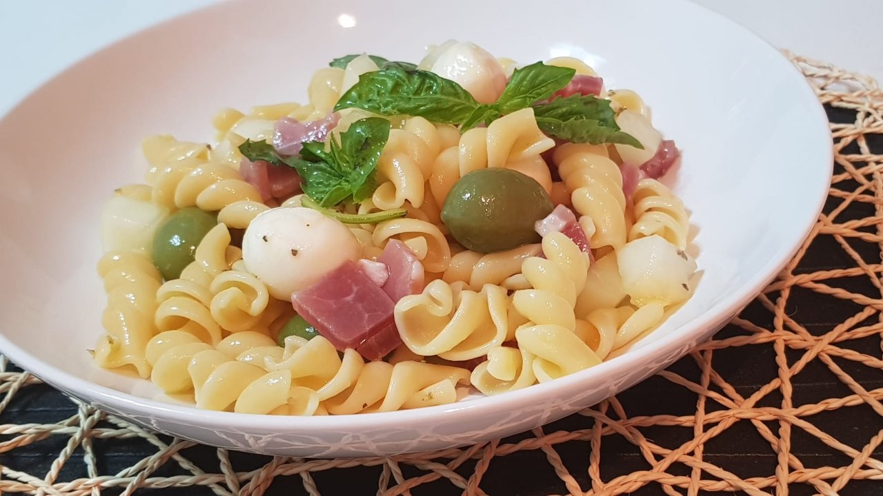 PASTA FREDDA PROSCIUTTO E MELONE