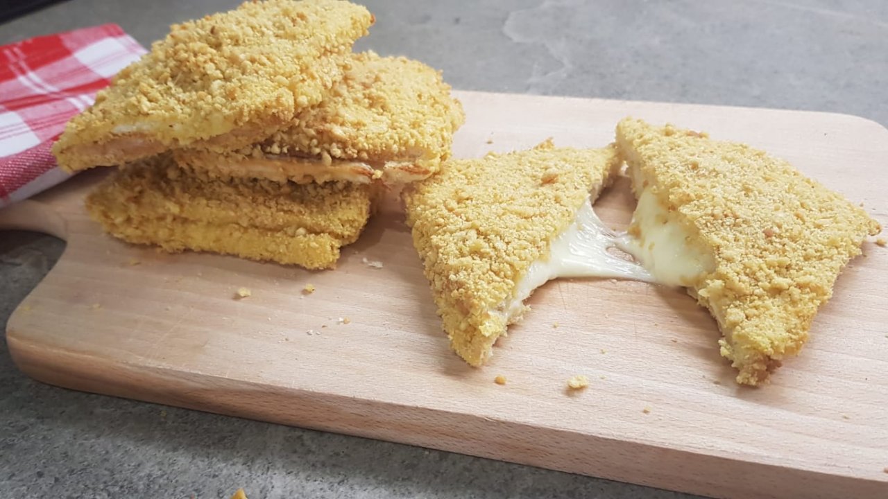 MOZZARELLA IN CARROZZA AL FORNO