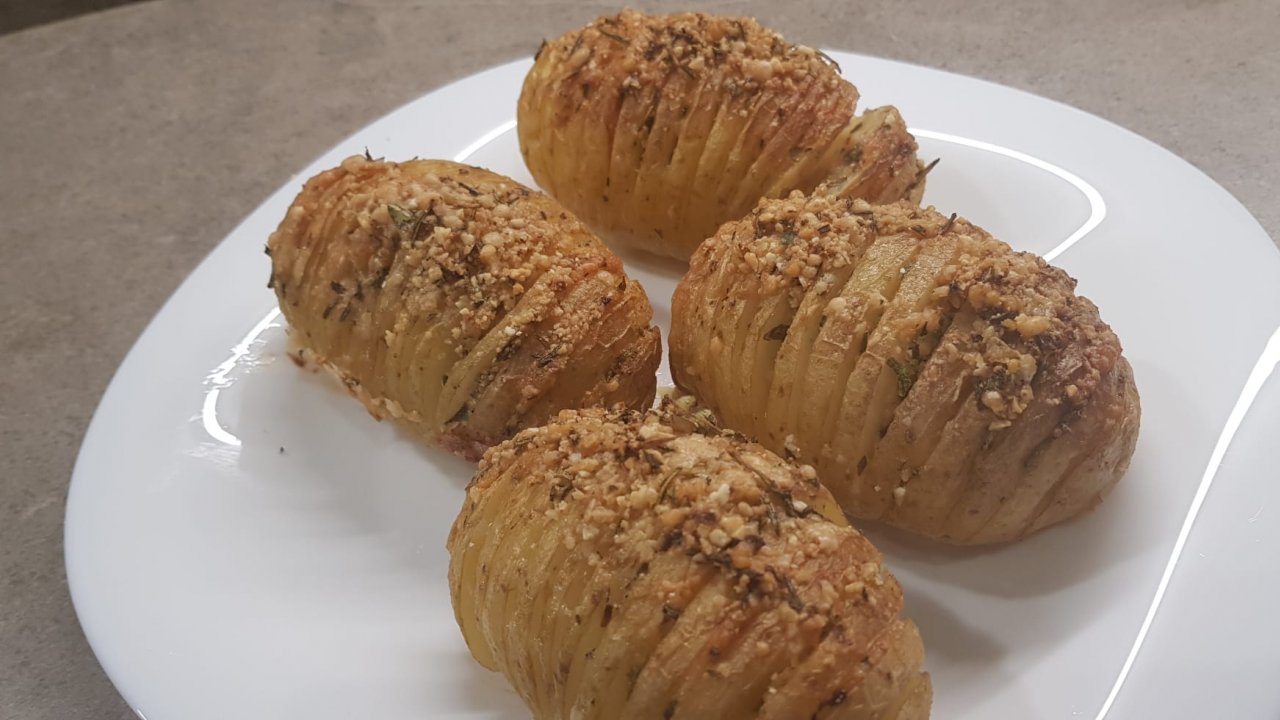 PATATE HASSELBACK