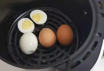 UOVA SODE IN FRIGGITRICE AD ARIA