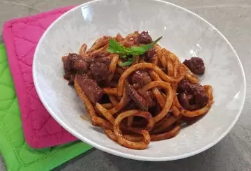 PASTA AL  RAGÚ DI POLPO