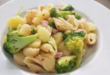 PASTA BROCCOLI E PATATE