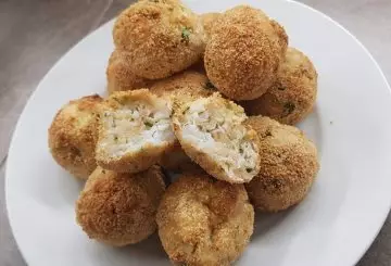 POLPETTE DI MERLUZZO IN FRIGGITRICE AD ARIA