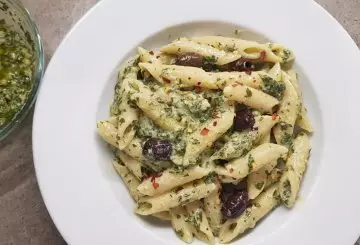 PENNE CON SALSA VERDE