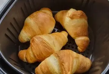 CORNETTI ALLA NUTELLA IN FRIGGITRICE AD ARIA