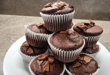 MUFFIN CON CIOCCOLATO DELLE UOVA DI PASQUA