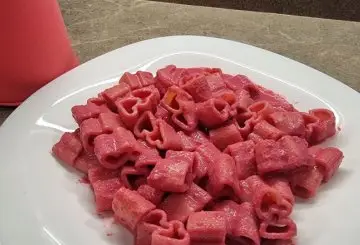 PASTA ROSA ALLA BARBABIETOLA