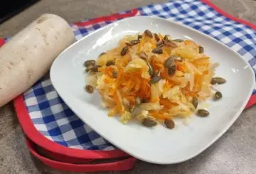 INSALATA DI DAIKON E CAROTE