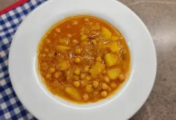 ZUPPA DI CECI E PATATE