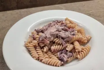 FUSILLI CON CREMA DI RADICCHIO