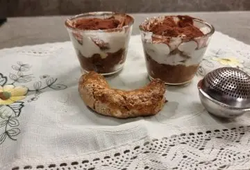 MINI TIRAMISÙ AL ROCCOCÒ E YOGURT GRECO INTERO