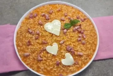 RISOTTO CON PANCETTA E POMODORO