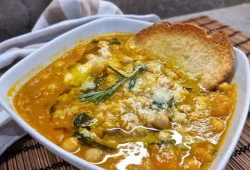 ZUPPA DI ZUCCA E CECI