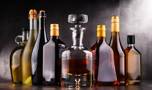 Alcol: protagonista di vino, liquori e ricette