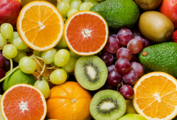 Regole del galateo per mangiare la frutta