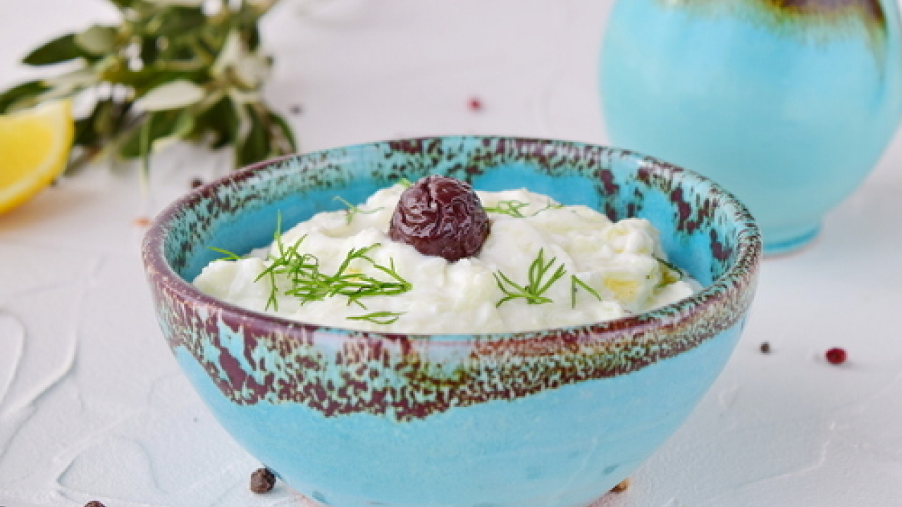 Yogurt greco: curiosità, proprietà e gustose ricette