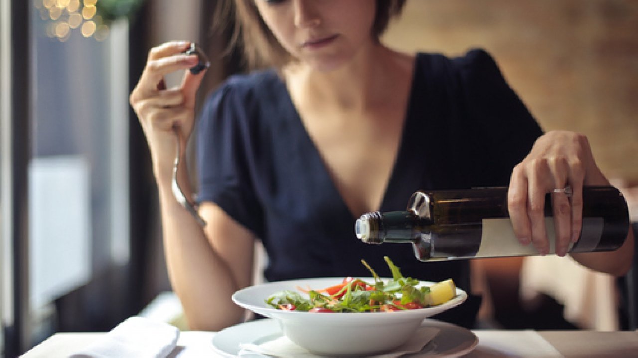 Cosa mangiare a ristorante quando si è a dieta