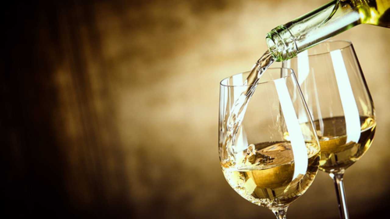 Vino bianco, caratteristiche e varietà