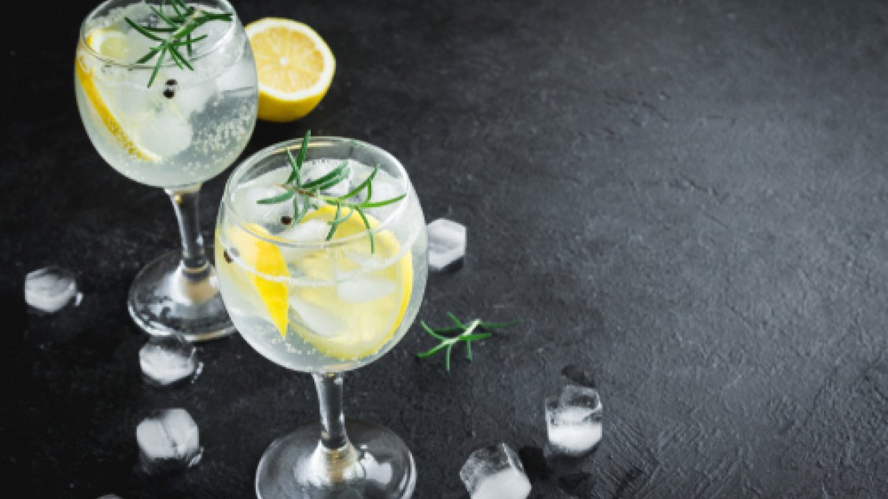 Gin: cos'è, varietà e ricette