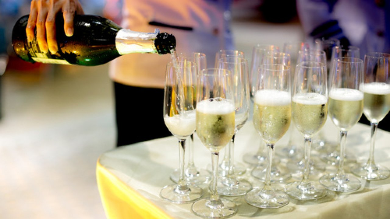 Spumante: varietà, ricette e differenza con lo champagne