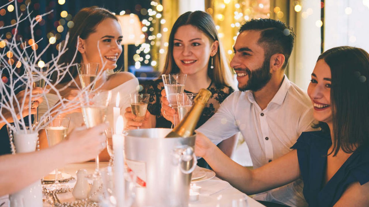 La tavola per il pranzo di capodanno