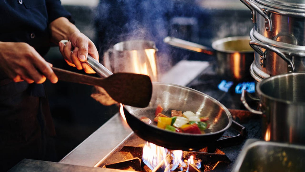 Cucinare con pochi euro