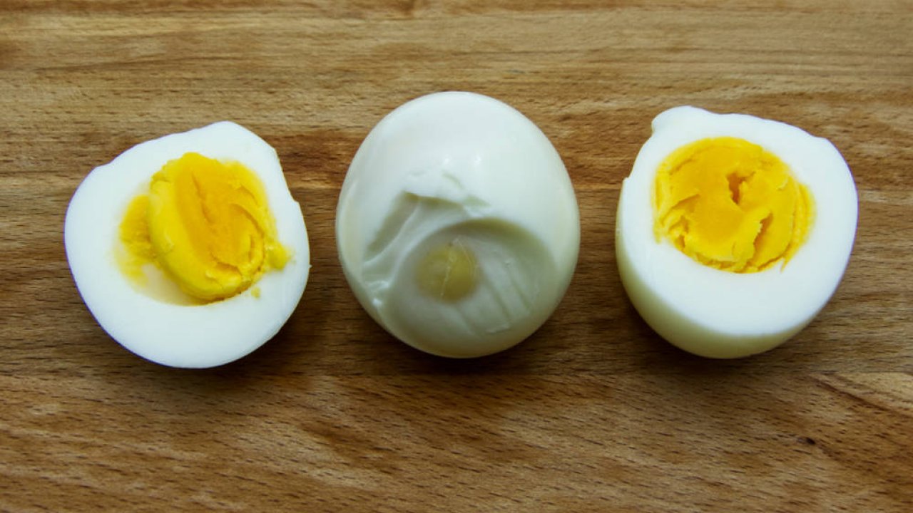 Cucinare le uova: gli errori