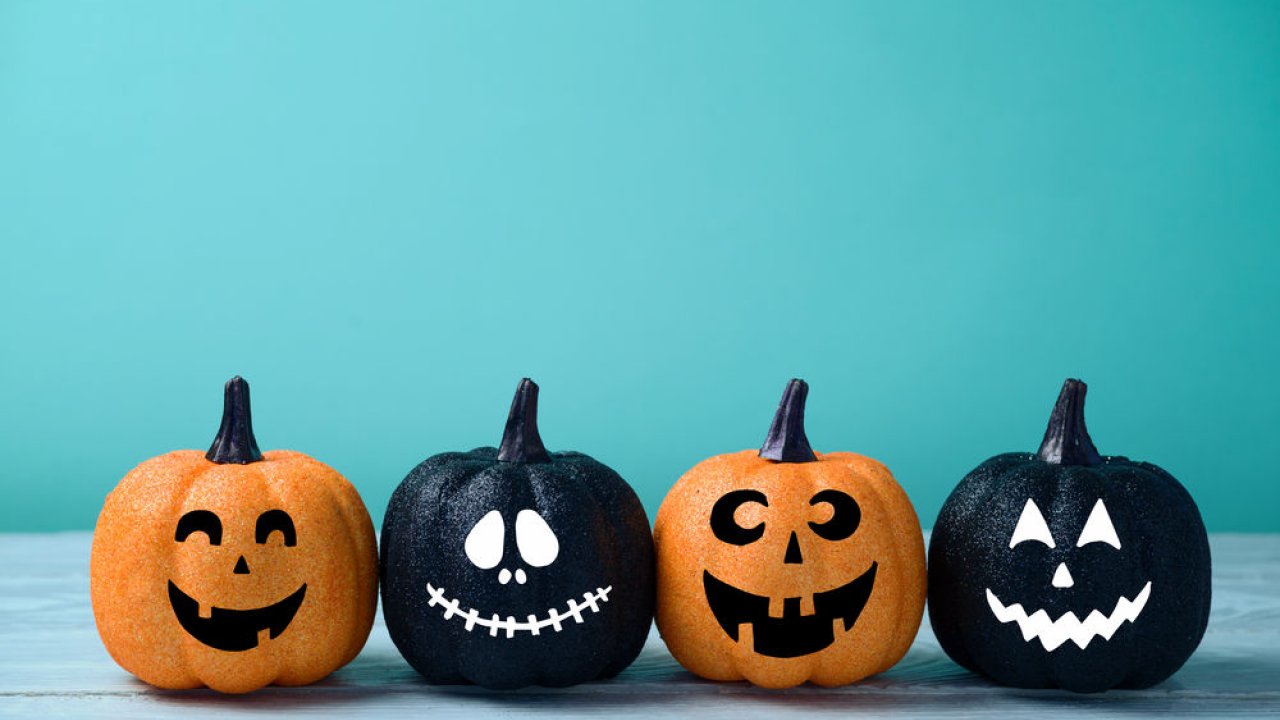 Decorare la zucca di halloween