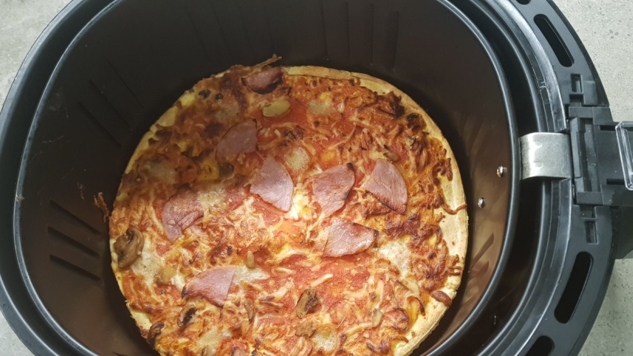 TEMPO DI COTTURA  PIZZA SURGELATA IN FRIGGITRICE AD ARIA