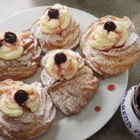 ZEPPOLE IN FRIGGITRICE AD ARIA