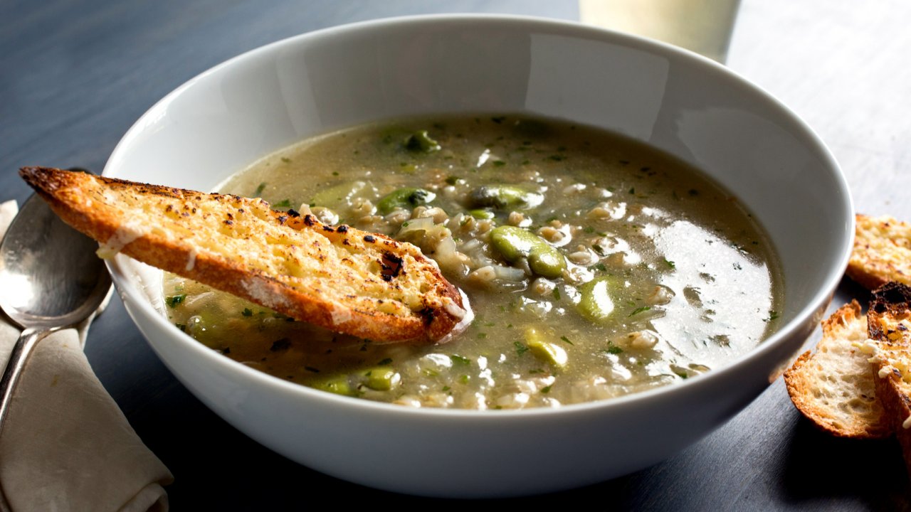   ZUPPA DI FAVE FRESCHE