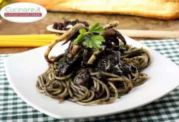 SPAGHETTI AL NERO DI SEPPIA RICETTA