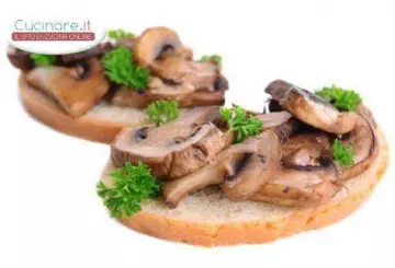 BRUSCHETTA AI FUNGHI