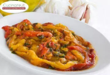 PEPERONI ALL'INSALATA