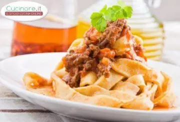 PAPPARDELLE AL RAGÙ DI CINGHIALE