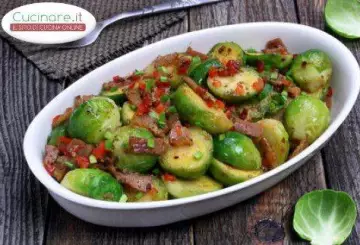 CAVOLETTI DI BRUXELLES CON CASTAGNE E PANCETTA