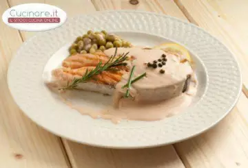 SALMONE AL PEPE VERDE
