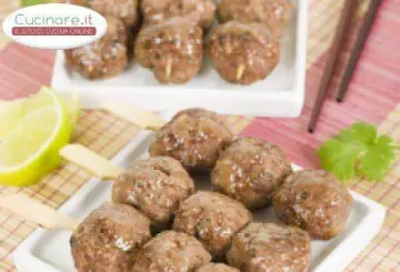 SPIEDINI DI POLPETTE AL ROSMARINO