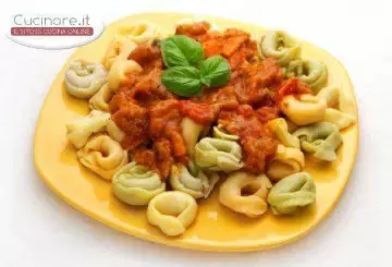 TORTELLINI IN SALSA