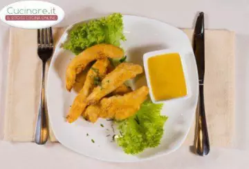 BASTONCINI DI POLLO CON SALSA ALLA SENAPE