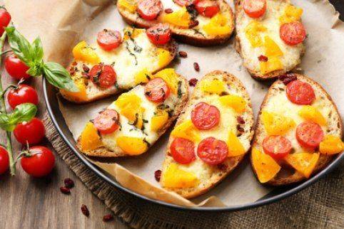 Bruschette al doppio Pomodoro