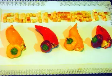 PEPERONI RIPIENI DI RISO E CROSTINI