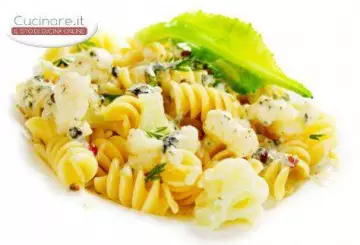PASTA CON CAVOLFIORE
