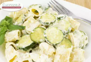 PASTA ZUCCHINE E PHILADELPHIA