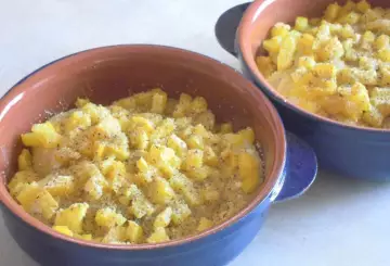 PATATE FILANTI AL FORNO CON GRANELLA CROCCANTE DI PEPERONI
