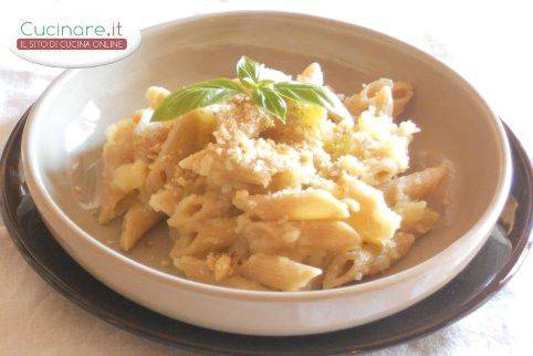 Penne integrali con Patate, Noce moscata e granella di Noci