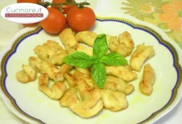 STRACCETTI DI POLLO DORATI AL COGNAC