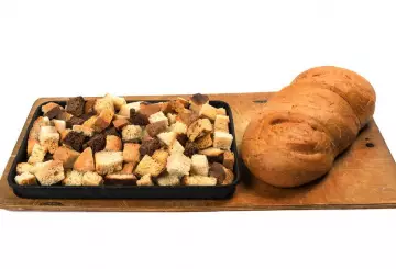 CROSTINI DI PANE