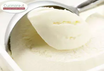 GELATO AL CIOCCOLATO BIANCO